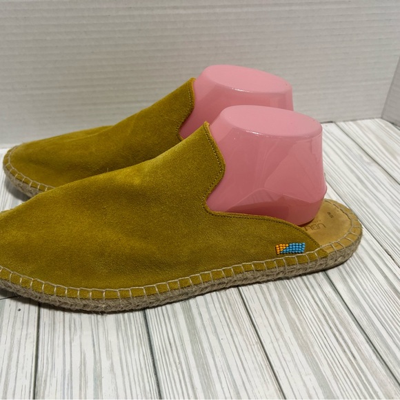 Ubuntu Women’s~Lamu mustard yellow Mules~size 10 - Picture 2 of 9